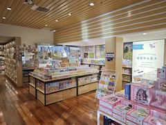 -猫的天空之城概念书店(景德镇陶溪川店)