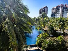 -三亚湾海居雅高铂尔曼度假酒店