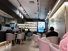 大堂-瑞幸咖啡(Lab·华强电子世界店)