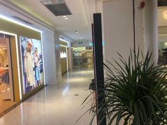 -百联临沂购物中心(临沂路店)