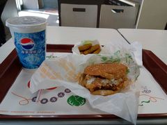 鸡块-华莱士·全鸡汉堡(四道街店)