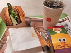 -麦当劳(静安寺店)