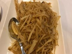-Mandarin Ogilvie Restaurant