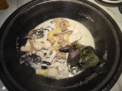 -陈大锅·岳阳鱼馆·地道岳阳菜(美食街店)