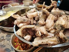 -肖肖酸萝卜鱼火锅(总店)