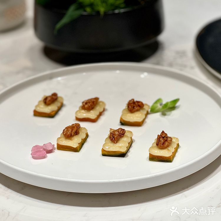 入围黑珍珠餐厅｜久席·四季淮扬