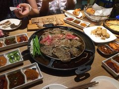 -猪啊牛呀羊啊铜盘烤肉(正大广场店)