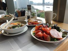 -阿瓦尼河滨曼谷酒店