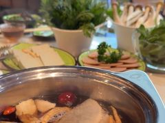 -一叶一世界·素食餐厅(锦华万达店)