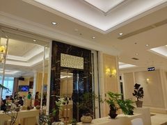 -龙悦湾酒家·八阵鱼生·渔人码头店