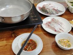 -正能量脆肉鲩火锅