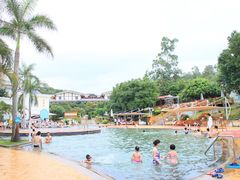 -江门古兜温泉小镇