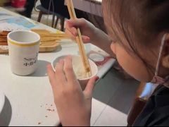 -小鱼小牛·鱼牛干锅·脆鱼火锅(世欧广场店)