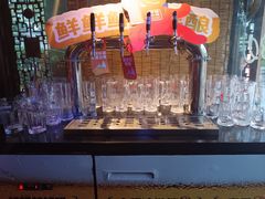 -何师烧烤Pro ·江湖川菜·小龙虾·精酿(太古里旗舰店)