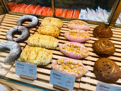 -木子木水日式烫面包(世界城光谷店)