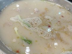-老来福·非遗酸汤兔(凯旋路店)