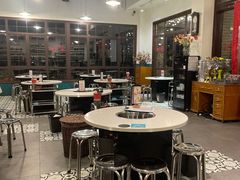 大堂-老成都市井火锅阿泥頭火锅公司(海宁长安佳源中心广场店)