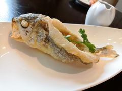 滋味黄花鱼-重庆万豪中餐厅·Man Ho