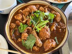 炖鱼杂-小赖鱼馆