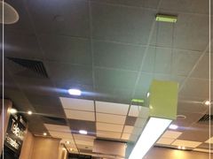 -麦当劳(海岸城店)