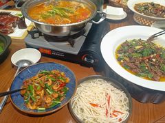 -老滇山寨•云南特色菜•地方菜•民族风情歌舞表演(金碧店)