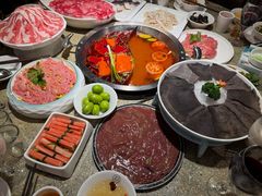 -茅草房·河畔园林火锅