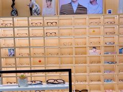 -一代眼镜(浦东大拇指广场店)