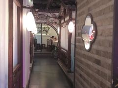 -韵秋荷(宝山龙湖天街店)