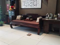 -莱蔻·圣灸堂·推拿艾灸(天山店)