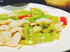 芹菜目鱼-上海人家花樣年华(中山公园店)