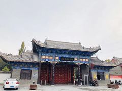 -霍尔果斯国门景区