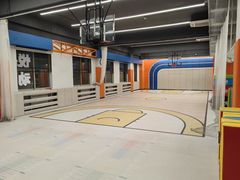 -悦动体能篮球羽毛球网球(三里河店)