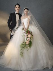 -拾年·定制婚纱摄影