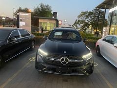 -天津波士信达奔驰4S店(卫津南路店)