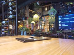 -临界音乐酒馆·小龙虾·江湖菜(华熙LIVE·鱼洞店)