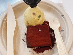 -HUGS coffee(东区店)