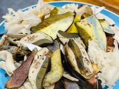 -菌之家·专业纯野生菌火锅·特色炒菌