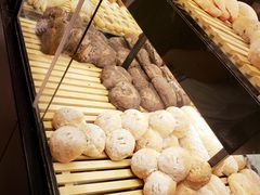 面包柜-喜茶(广州北京路惠福东店)