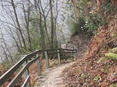 -高荡千年布依古寨旅游景区