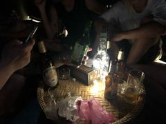 -乌托邦酒吧和餐厅