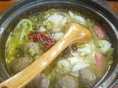 -周鱼小馆石锅酸菜鱼(活力汇店)