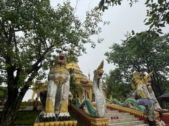 -一寨两国风景区