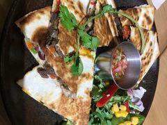 -HELLO 27 意面·沙拉·帕尼尼