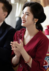 -莫小姐婚纱