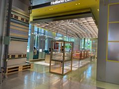 -好利来(建邺吾悦广场Lab主题店)
