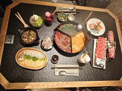 -三出山火锅(南京万象天地店)