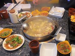 -一席地·本地鸡窝·杭帮鸡火锅(萧山银隆百货店)