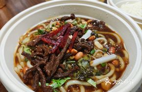 Hainan Pork Fermented Rice Noodles