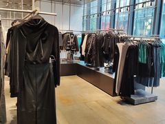 -URBAN REVIVO(深圳华润万象天地店)