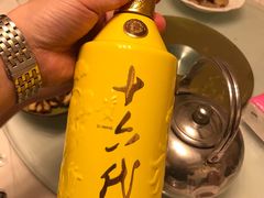 -余杨鸭鸭餐厅